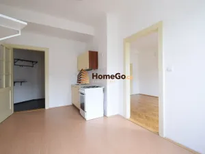 Pronájem bytu 2+kk, Praha - Nusle, Žateckých, 45 m2
