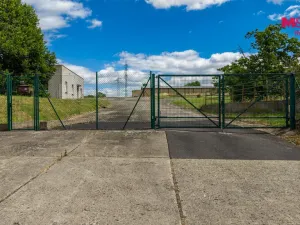 Prodej výrobních prostor, Rtyně nad Bílinou - Malhostice, 814 m2