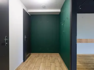 Pronájem obchodního prostoru, Praha - Prosek, Litoměřická, 116 m2