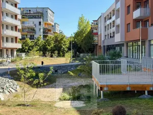 Pronájem bytu 1+kk, Praha - Vysočany, Poděbradská, 32 m2