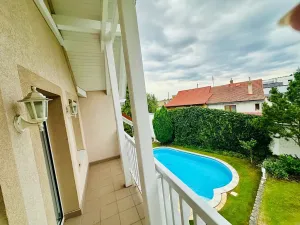 Pronájem rodinného domu, Bašť, Za Vilou, 300 m2