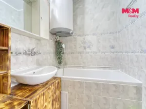 Prodej bytu 3+1, Spálené Poříčí - Těnovice, 71 m2