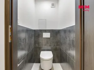 Prodej bytu 3+kk, Králův Dvůr, Pod Hájem, 76 m2