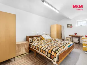 Prodej rodinného domu, Spomyšl, 350 m2
