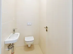 Pronájem bytu 3+kk, Praha - Karlín, U Mlýnského kanálu, 82 m2