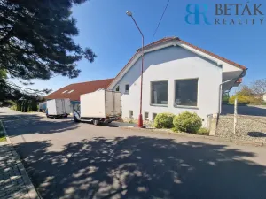 Prodej obchodního prostoru, Horní Moštěnice, 9. května, 1200 m2