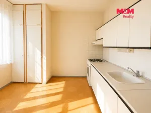 Prodej bytu 2+1, Ostrava - Poruba, Podroužkova, 44 m2