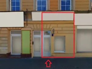 Pronájem obchodního prostoru, Přelouč, Masarykovo náměstí, 30 m2