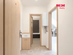 Prodej bytu 3+kk, Břežany II, 85 m2