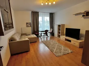 Pronájem bytu 2+kk, Karlovy Vary, Spálená, 64 m2