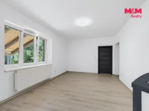 Prodej bytu 4+1, Lhotka nad Labem, 75 m2