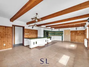 Prodej rodinného domu, Horní Planá, 200 m2
