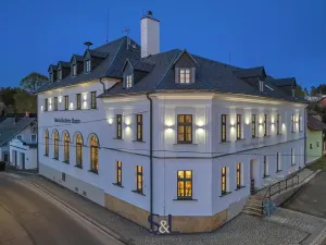 Prodej ubytování, Osečná, Svatovítské náměstí, 1005 m2