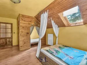 Prodej vícegeneračního domu, Heřmanice, 470 m2