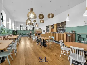 Pronájem restaurace, Osečná, Svatovítské náměstí, 183 m2