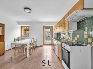 Prodej zemědělské usedlosti, Horní Planá, 200 m2