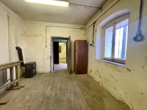 Prodej výrobních prostor, Bílé Podolí, 136 m2