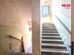 Prodej výrobních prostor, Kolinec, 2640 m2