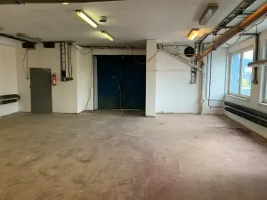 Pronájem výrobních prostor, Praha - Uhříněves, Přátelství, 197 m2