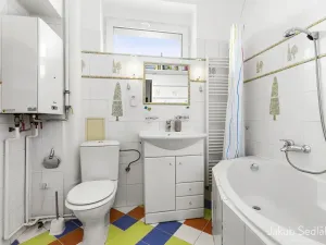 Prodej bytu 2+1, Praha - Modřany, Kolářova, 54 m2