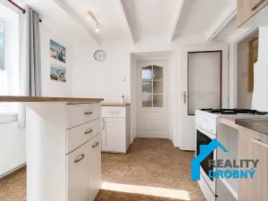 Prodej bytu 1+1, Děčín, Sládkova, 52 m2