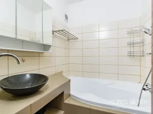Pronájem bytu 4+1, Jindřichův Hradec, Kosmonautů, 83 m2