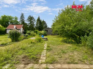 Prodej zahrady, Louny, 355 m2