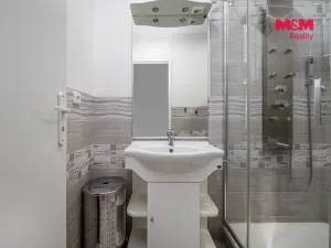 Pronájem bytu 2+kk, Praha, Pšenčíkova, 42 m2