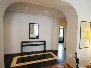 Pronájem bytu 2+1, Praha, Janáčkovo nábřeží, 80 m2