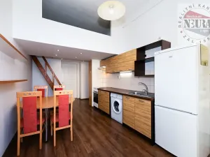 Prodej bytu 1+1, Praha - Smíchov, U Paliárky, 43 m2