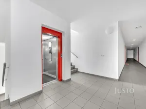 Pronájem bytu 3+kk, Praha - Vršovice, Vršovická, 105 m2