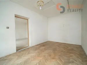Prodej pozemku pro bydlení, Mikulov, Koněvova, 895 m2