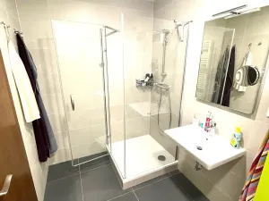 Pronájem bytu 1+kk, Praha - Jinonice, Kloudova, 57 m2