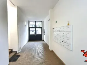 Pronájem bytu 1+1, Praha - Libeň, Kotlaska, 29 m2
