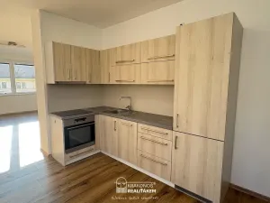 Pronájem bytu 2+kk, Hranice - Hranice I-Město, Pernštejnské náměstí, 53 m2