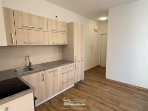 Pronájem bytu 2+kk, Hranice - Hranice I-Město, Pernštejnské náměstí, 53 m2