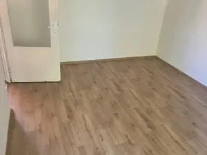 Pronájem bytu 1+1, Uherské Hradiště, Pod Svahy, 29 m2