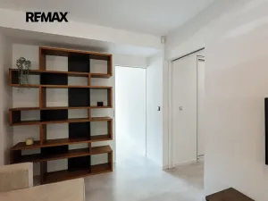 Prodej bytu 2+kk, Praha - Záběhlice, Jabloňová, 52 m2