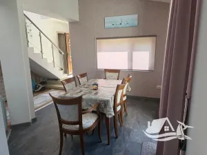 Prodej rodinného domu, Pomorie, Bulharsko, 179 m2