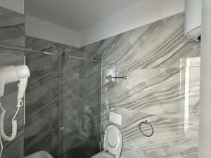 Prodej bytu 2+kk, Golem, Albánie, Mali i Robit, 63 m2