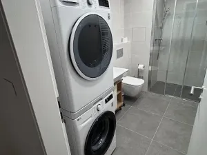 Pronájem bytu 3+kk, Praha - Řeporyje, Haenkeho, 80 m2