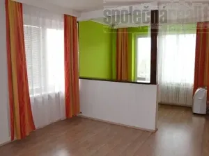 Pronájem bytu 2+1, Praha - Záběhlice, Choceradská, 56 m2
