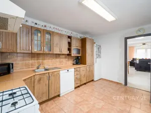 Prodej rodinného domu, Velké Žernoseky, 177 m2