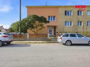 Prodej bytu 3+1, Kněževes, Štrosova, 63 m2