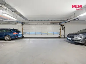 Prodej bytu 2+kk, Praha, Na břehu, 56 m2