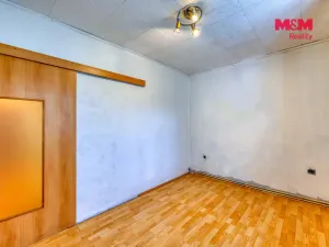 Pronájem bytu 2+1, Karlovy Vary - Bohatice, Na Výšině, 45 m2
