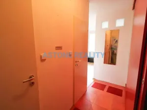 Pronájem bytu 1+kk, Praha - Ruzyně, Dědinská, 39 m2