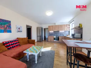 Prodej rodinného domu, Bečov nad Teplou, nám. 5. května, 351 m2
