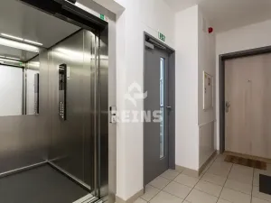 Prodej bytu 4+kk, Praha - Horní Měcholupy, Hornoměcholupská, 146 m2