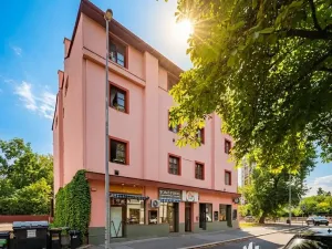 Pronájem restaurace, Praha - Strašnice, Gutova, 40 m2